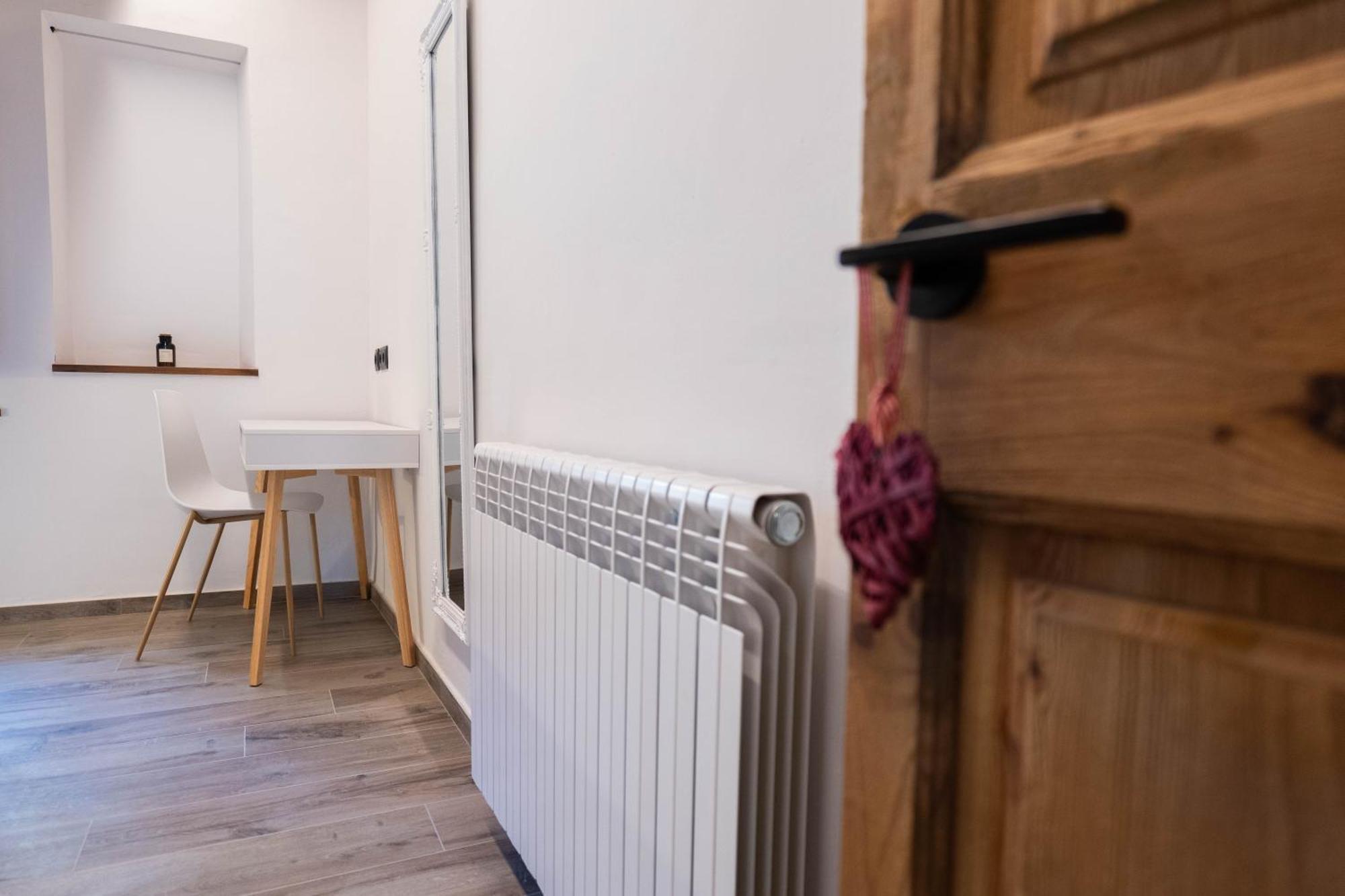Ferienwohnung Niu De Queralt Vic Exterior foto