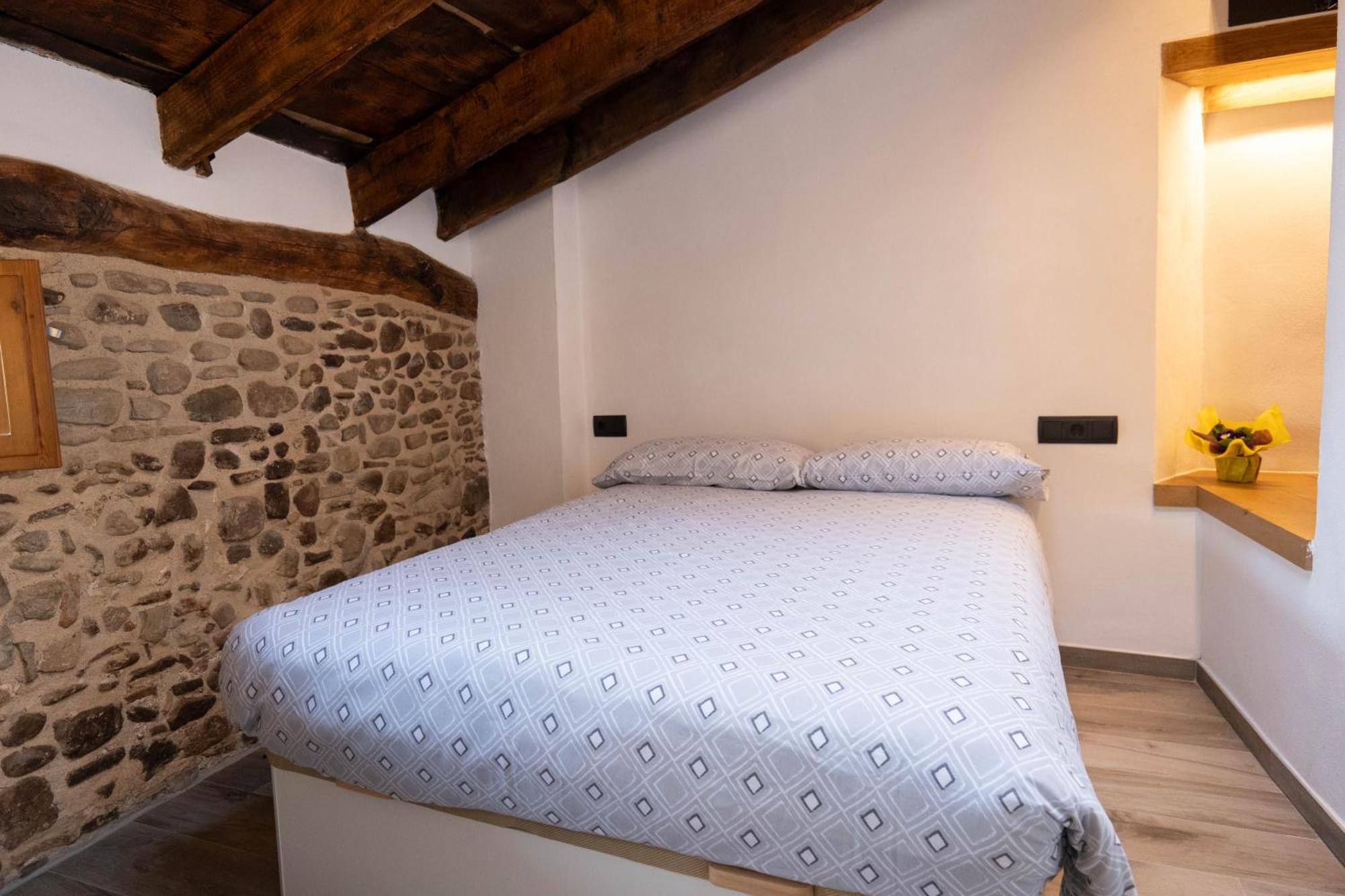 Ferienwohnung Niu De Queralt Vic Exterior foto